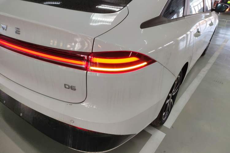 Used Roewe D6 2025 450km Deluxe Edition
