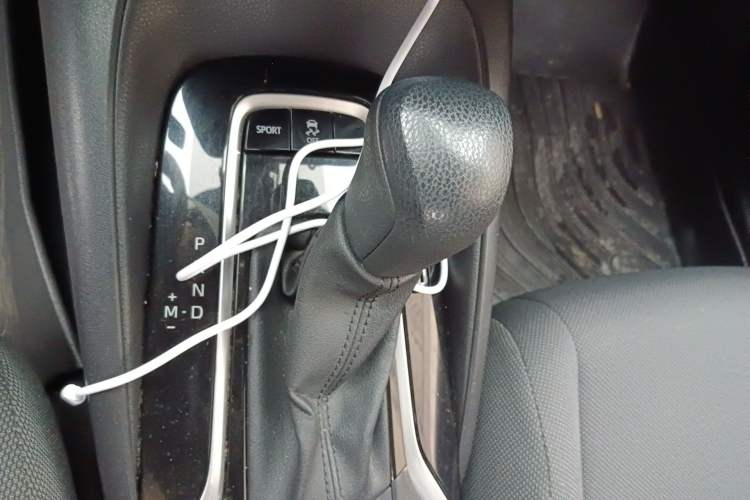 Used Toyota Levin 2022 Facelift TNGA 1.5L CVT Progressive Edition Gear Lever