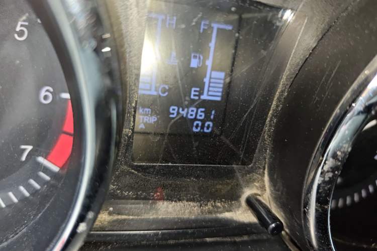 Used HYOSOW S3 2015 1.5L Luxury Model China V Standard