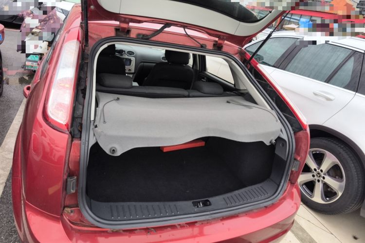 Used Ford Focus 2013 Hatchback Classic 1.8L Manual Base Model