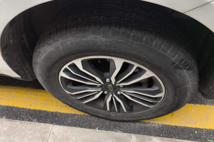 Used Geely Auto Vision X6 2016 1.8L Manual Luxury Model