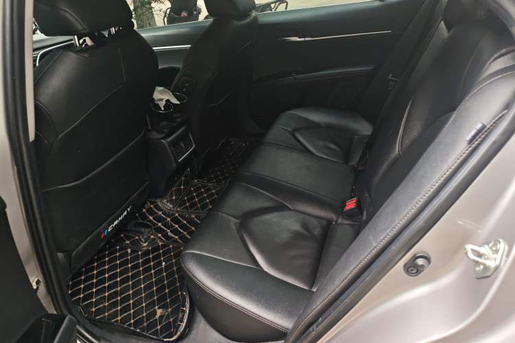 Used Toyota Camry 2021 2.0G Luxury Edition