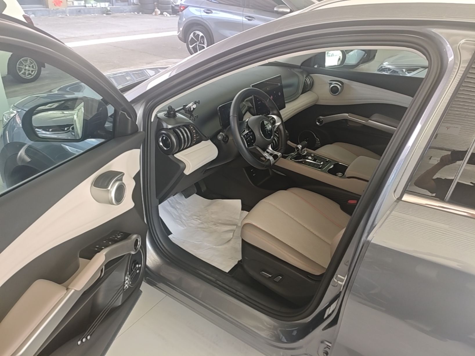 BYD Yuan PLUS 2023 Champion Edition 430KM Superior Model — снимка 18