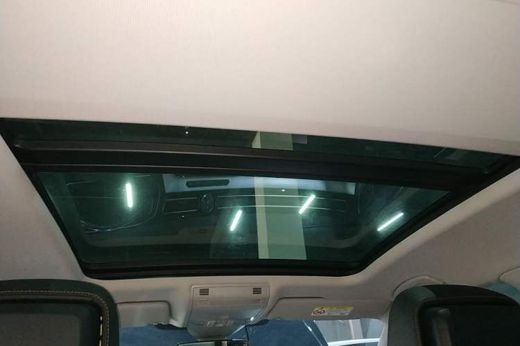 Used Volkswagen Magotan 2023 2 Million Units Limited Edition 330TSI DSG Leading Version Headliner