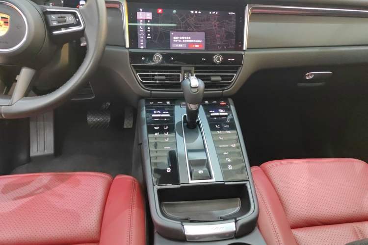 Used Porsche Macan 2022 Macan 2.0T