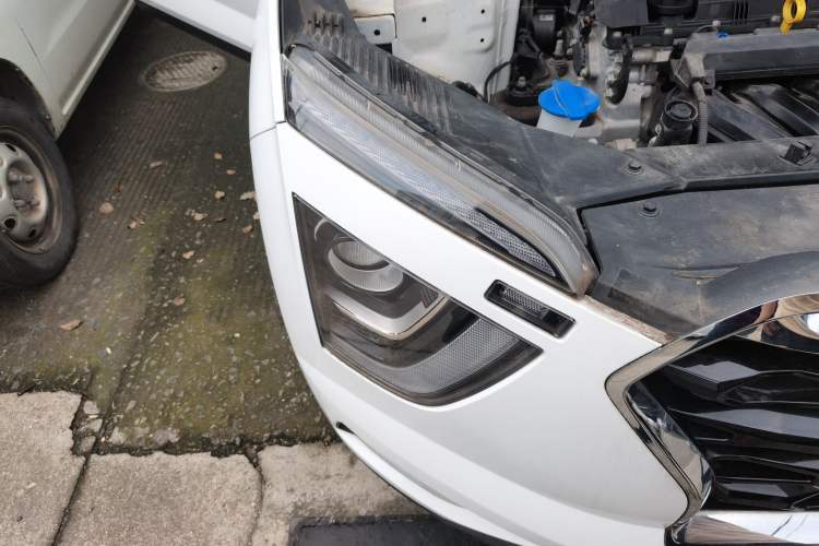 Used Hyundai ix25 2020 1.5L CVT GLS Smart Model Right Front Headlight