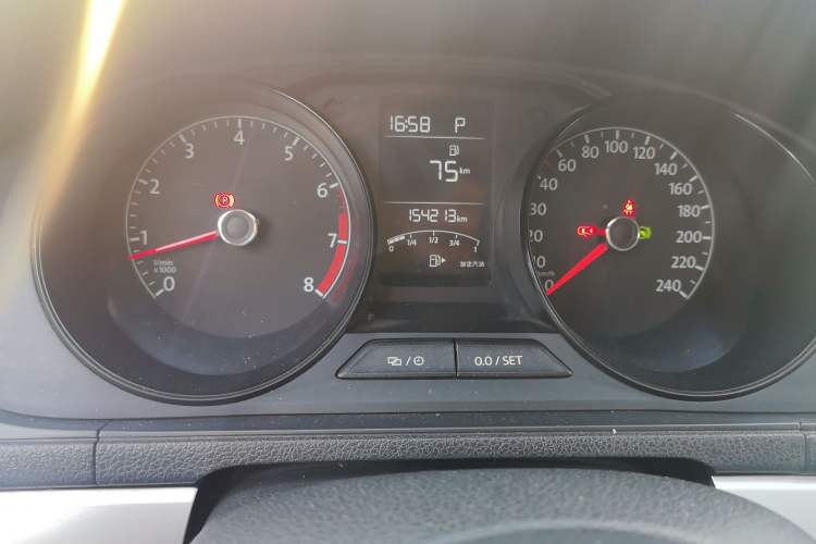 Used Volkswagen Gran Lavida 2015 1.6L Automatic Fashion Edition