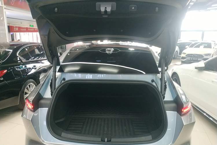 Used Nio ET5 2022 75 kWh