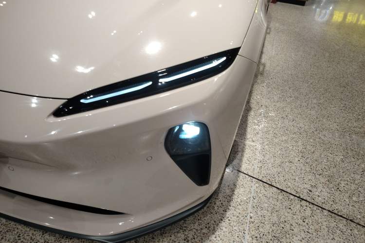 Used Nio ET5T 2023 75 kWh Touring

