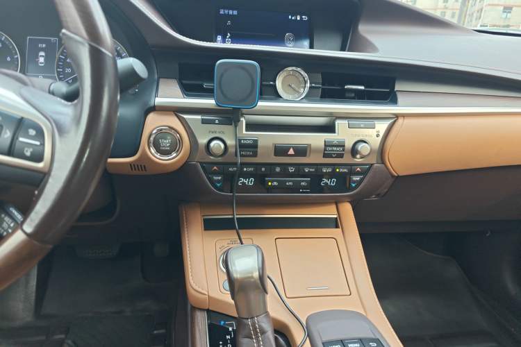 Used Lexus ES 2015 200 Elite Edition Audio And AC Panel