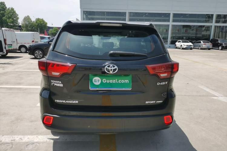 Used Toyota Highlander 2018 2.0T Four-Wheel Drive Luxury Edition 7 Seats China V Emission Standard
