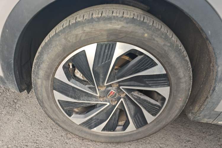 Used Hongqi HS7 PHEV 2024 2.0T PHEV Four-Wheel-Drive Flagship Edition 6 Seats
