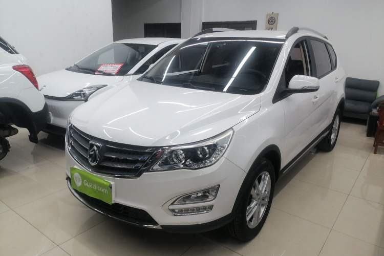 Used Baojun 560 2016 1.8L Manual Comfort Edition