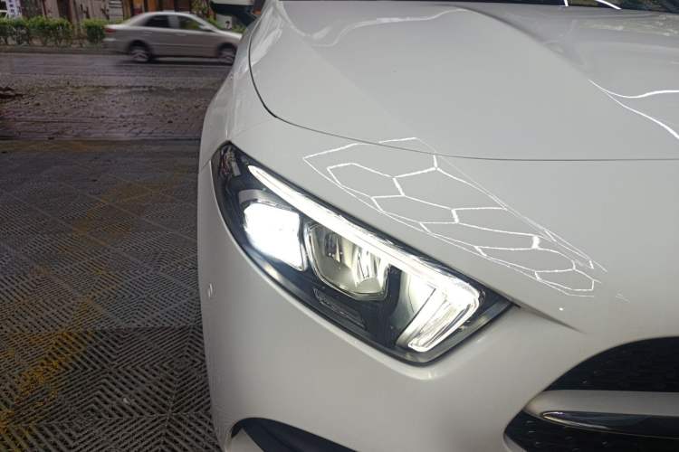 Used Mercedes-Benz A-Class 2020 Restyled A 200 L Sport Sedan Fashion Version