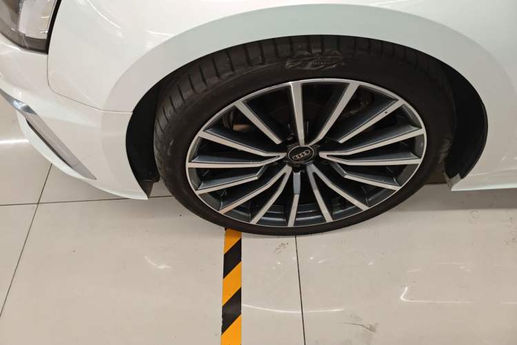 Used Audi A5 2022 Sportback 40 TFSI quattro Luxury Dynamic Model
