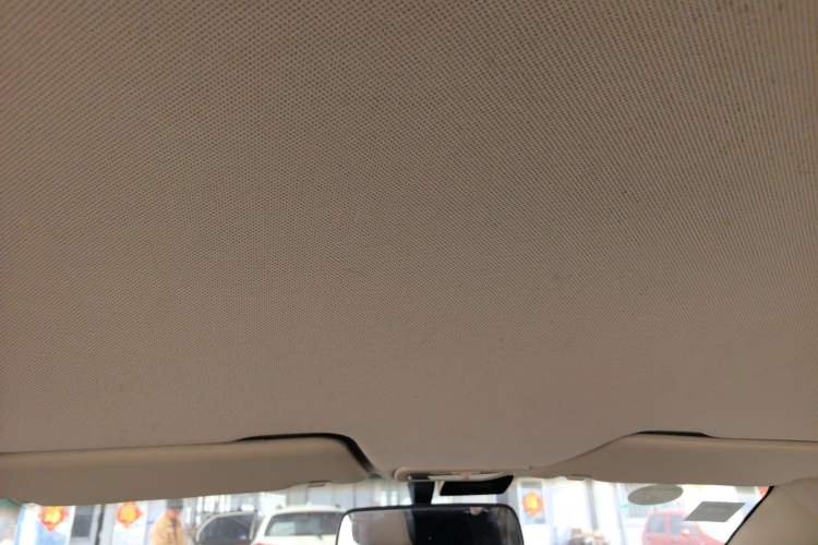 Used Baojun 310W 2017 1.5L Manual Fashion Model China V
