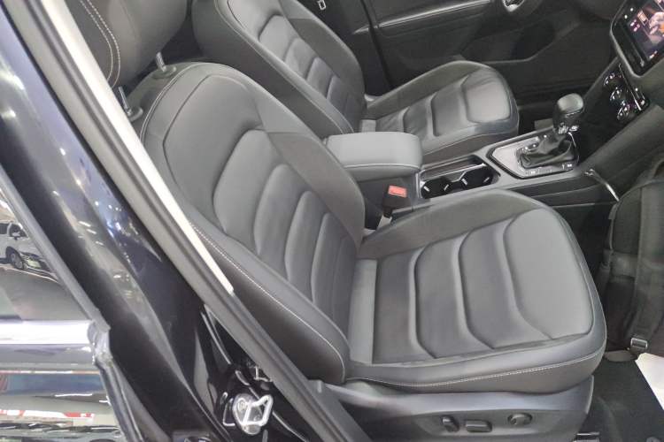 Used Volkswagen Tiguan L 2019 330TSI Automatic Two-Wheel Drive Panoramic Comfort Edition China V Standard