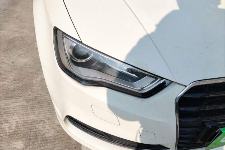 Used Audi A3 (Import) 2014 Limousine 40 TFSI S line Comfort Model
