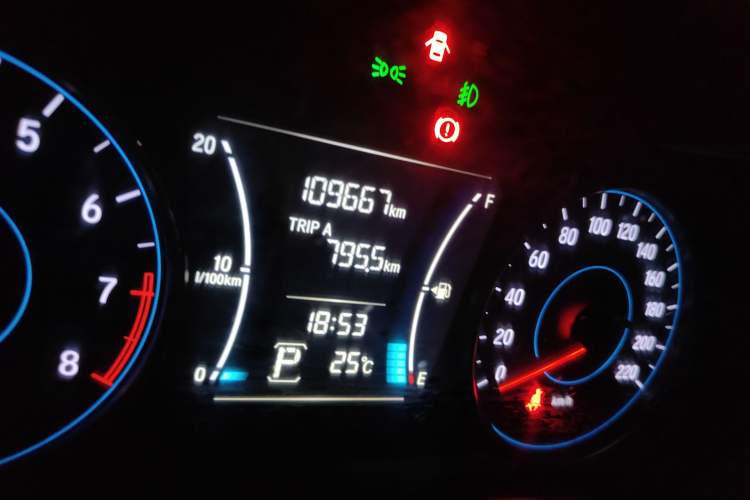 Used Honda Gienia 2017 1.5L CVT Comfort Version
