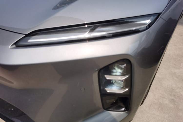 Used Nio ET5T 2025 Model Champion Commemorative Edition, 75kWh Touring
