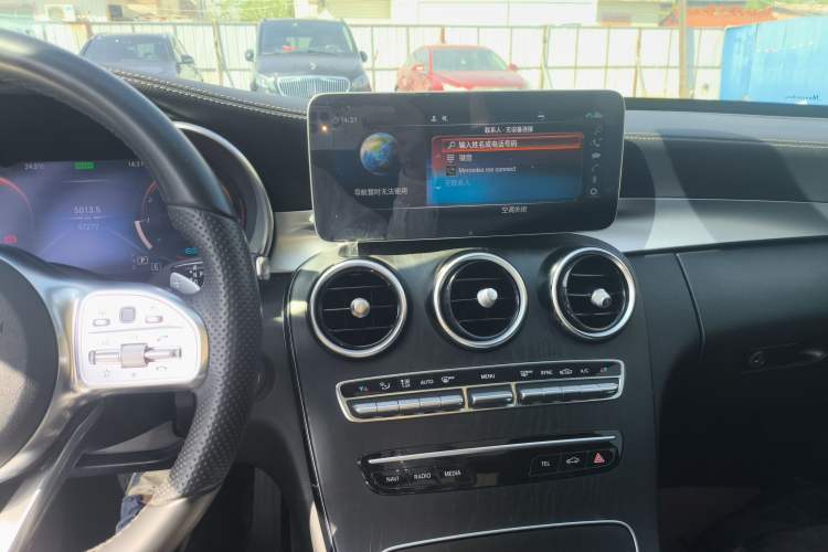 Used Mercedes-Benz C-Class 2020 Restyled C 260 L Sport Edition Audio And AC Panel