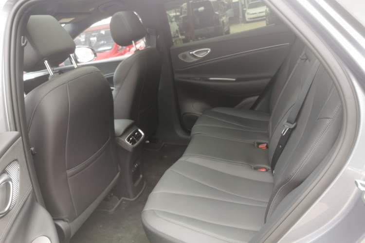 Used BYD Sealion 06 New Energy 2025 Model EV 605 Navigation Pro Edition Left Rear Seat