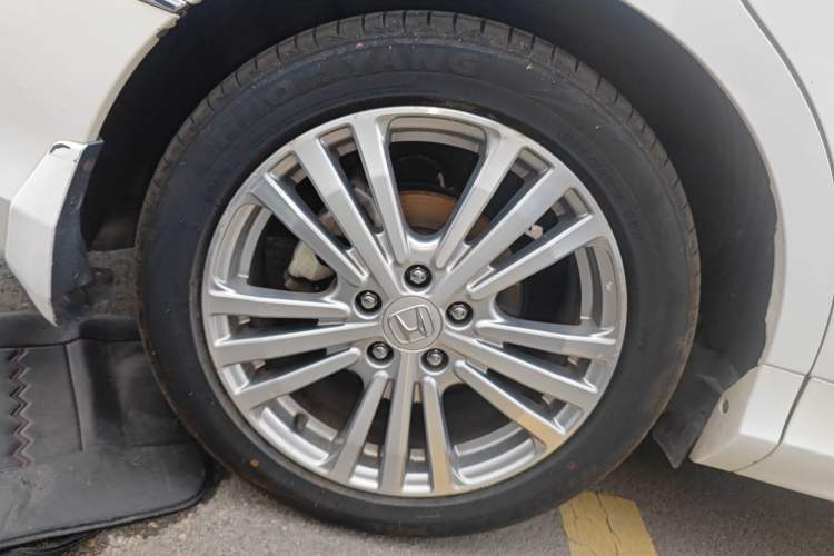 Used Honda Elysion 2016 2.4L Luxury Edition Right Rear Wheel Hub