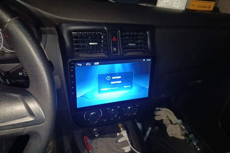 Used Wuling Rongguang V 2018 1.5L Standard Version Audio And AC Panel