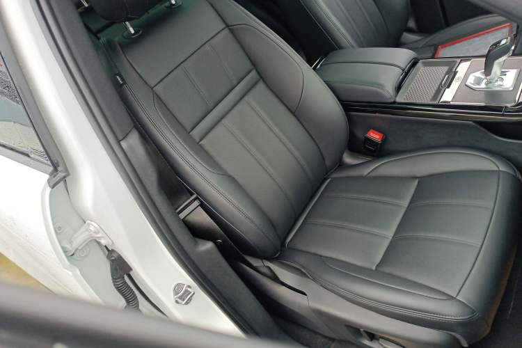 Used Land Rover Range Evoque 2020 249 PS R-DYNAMIC S Sport Edition
