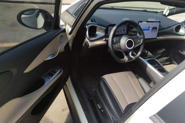 Used BYD Dolphin 2025 Intelligent Driving Version 410 km Fashion Edition Driver Seat