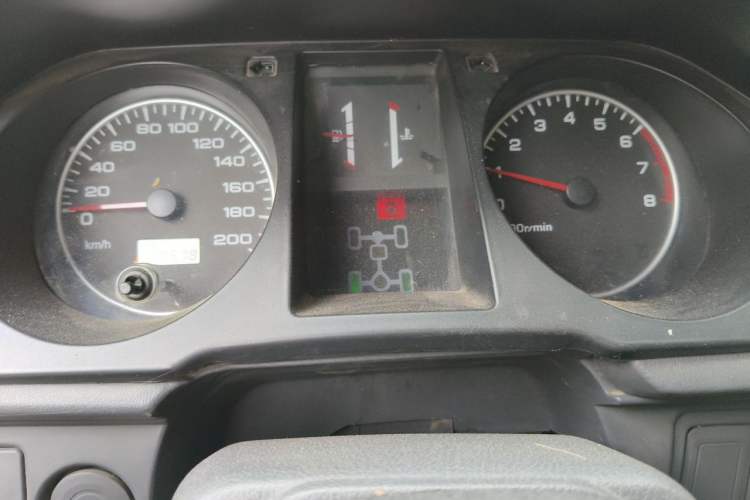 Used Leopaard 6481 2009 2.2L Manual 4x4
