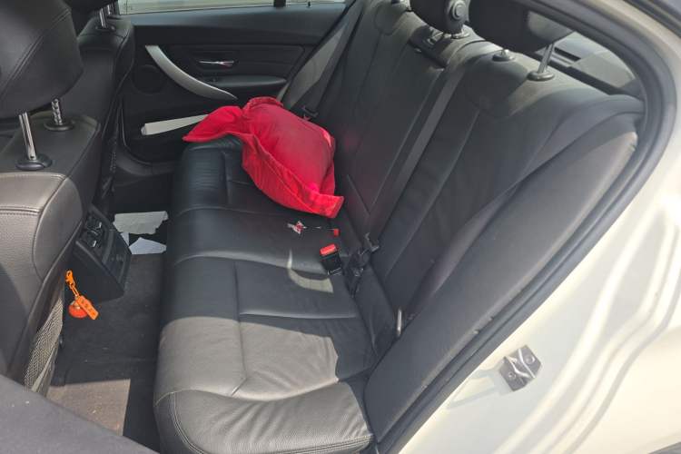 Used BMW 3 Series 2013 320i Sport Edition Left Rear Seat