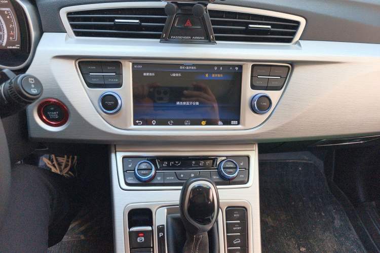 Used Geely Auto Emgrand X7 Sport 2016 1.8TD Automatic Smart Model
