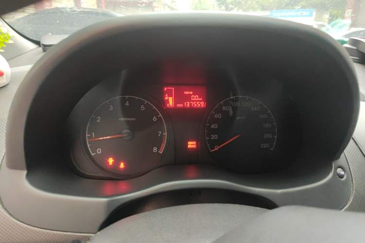 Used Hyundai Verna (older generation) 2010 Sedan 1.4L Manual Standard GL Model Instrument Cluster