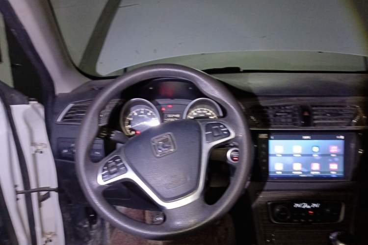 Used Zotye T600 2016 1.5T Manual Luxury Edition