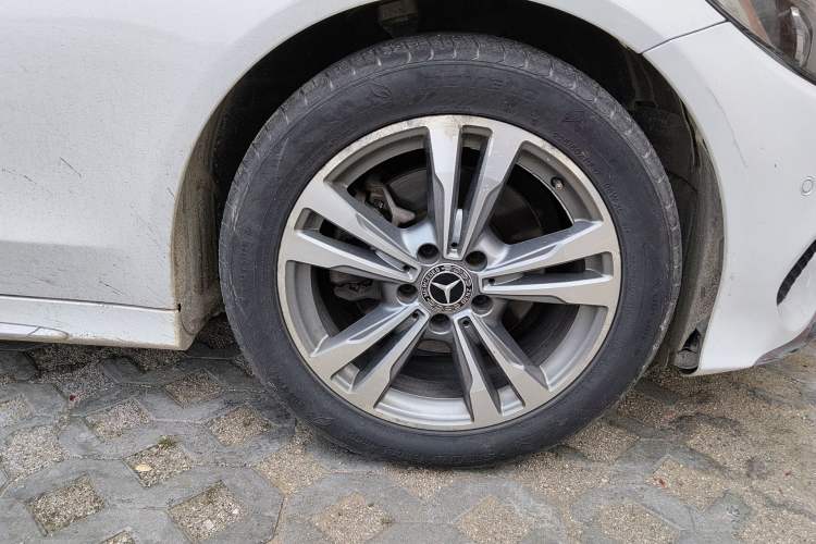 Used Mercedes-Benz C-Class 2017 Facelift C 200 L Sport Edition