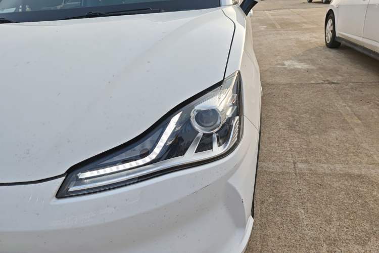 Used NETA V 2021 Standard Range Entertainment Version – Upgraded Model