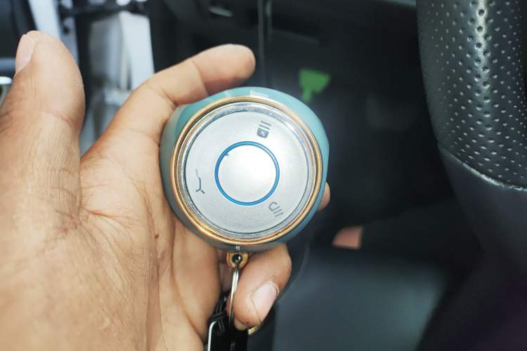 Used NETA U 2022 Zhi400 Pro Ternary Lithium