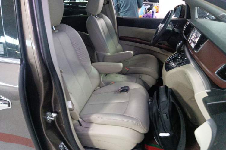 Used Buick GL8 2017 25S Luxury Version China V Standard
