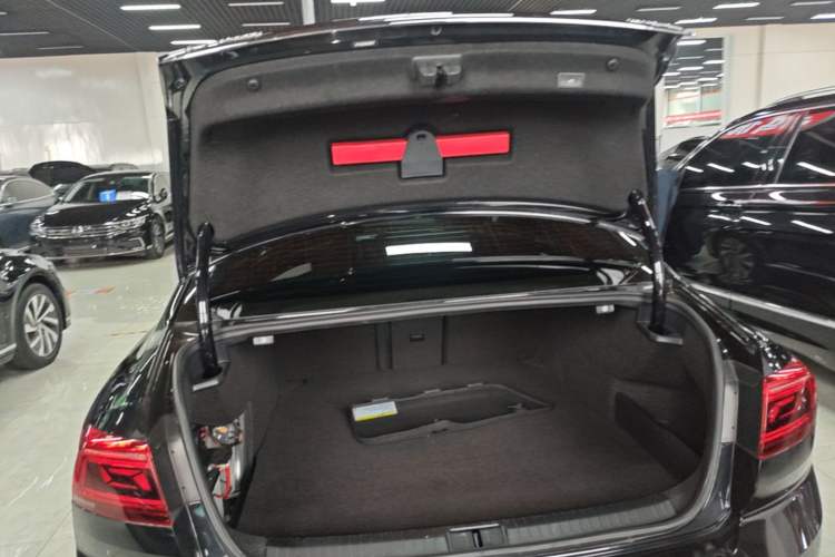 Used Volkswagen Magotan GTE Plug-in Hybrid 2022 GTE Luxury Model
