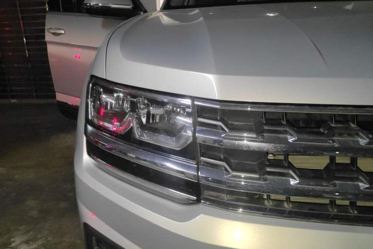 Used Volkswagen Teramont 2017 330TSI Two-Wheel-Drive Luxury Edition