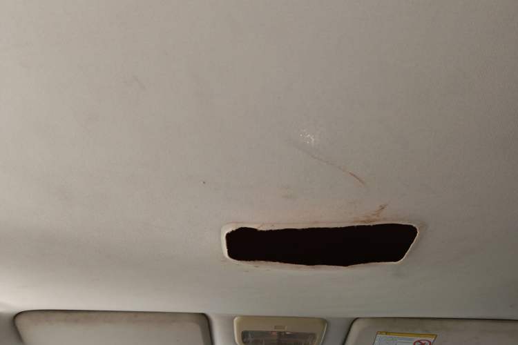 Used Haval H1 2015 1.5L Manual Luxury Model
