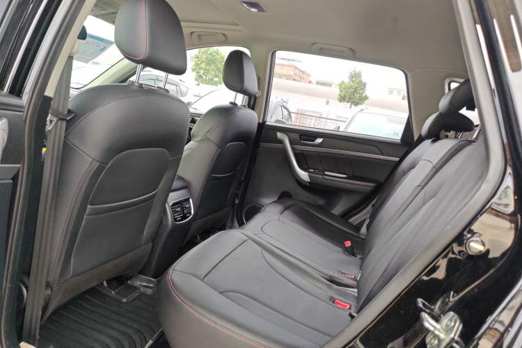 Used Haval M6 2019 1.5T DCT Two-Wheel Drive Elite Version China VI Standard
