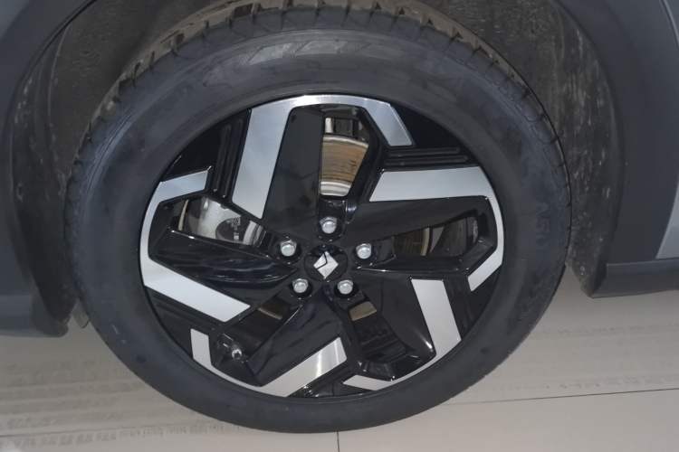 Used Baojun Yunhai 2024 140km Plug-in Hybrid Version
