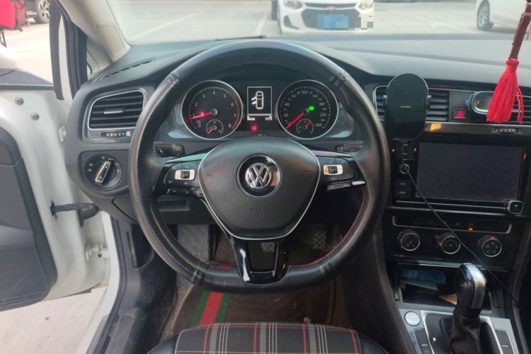 Used Volkswagen Golf 2019 280TSI DSG Comfort Version China VI Standard
