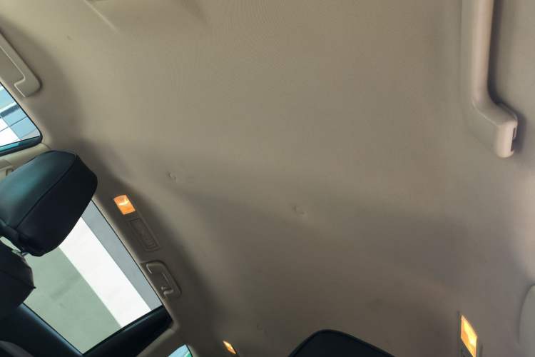 Used Toyota Highlander 2015 2.0T Four-Wheel Drive Elite Edition 7-Seater
