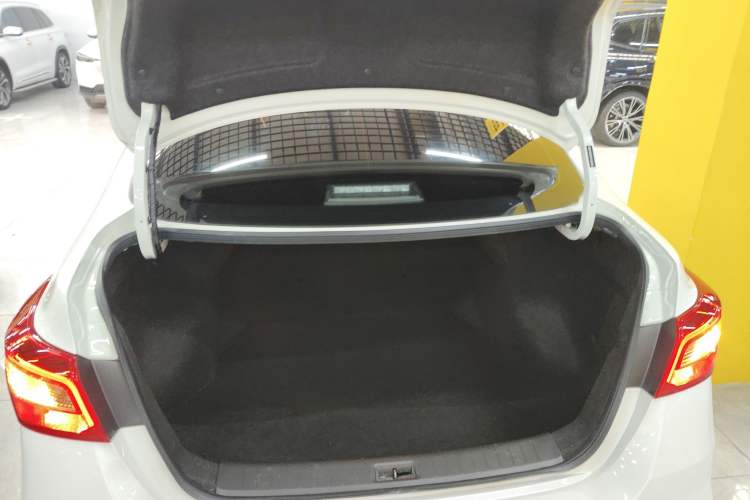 Used Nissan Sylphy 2024 Restyled Version 2 Classic 1.6XE CVT Comfort Edition Trunk