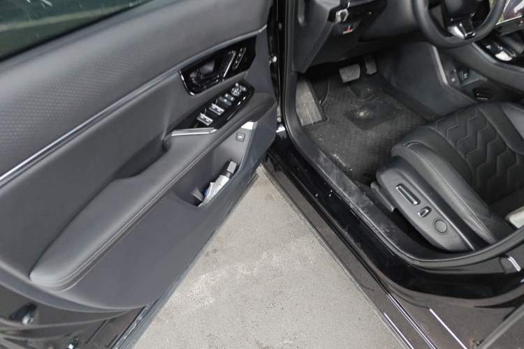 Used Honda S7 2025 Trailblazer Edition Driver Seat