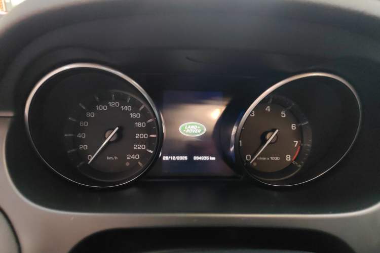 Used Land Rover Discovery Sport 2016 2.0T Limited Edition
