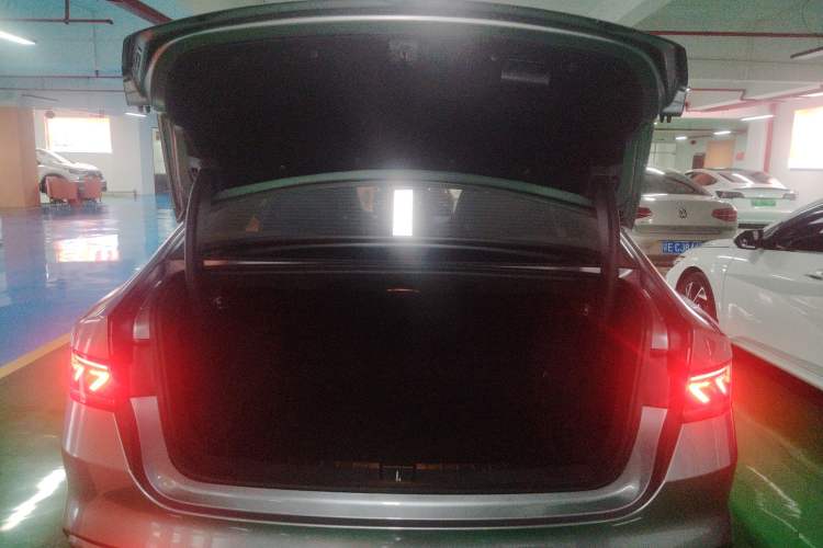 Used BYD Qin PLUS 2023 Champion Edition DM-i 120KM Beyond Model Trunk